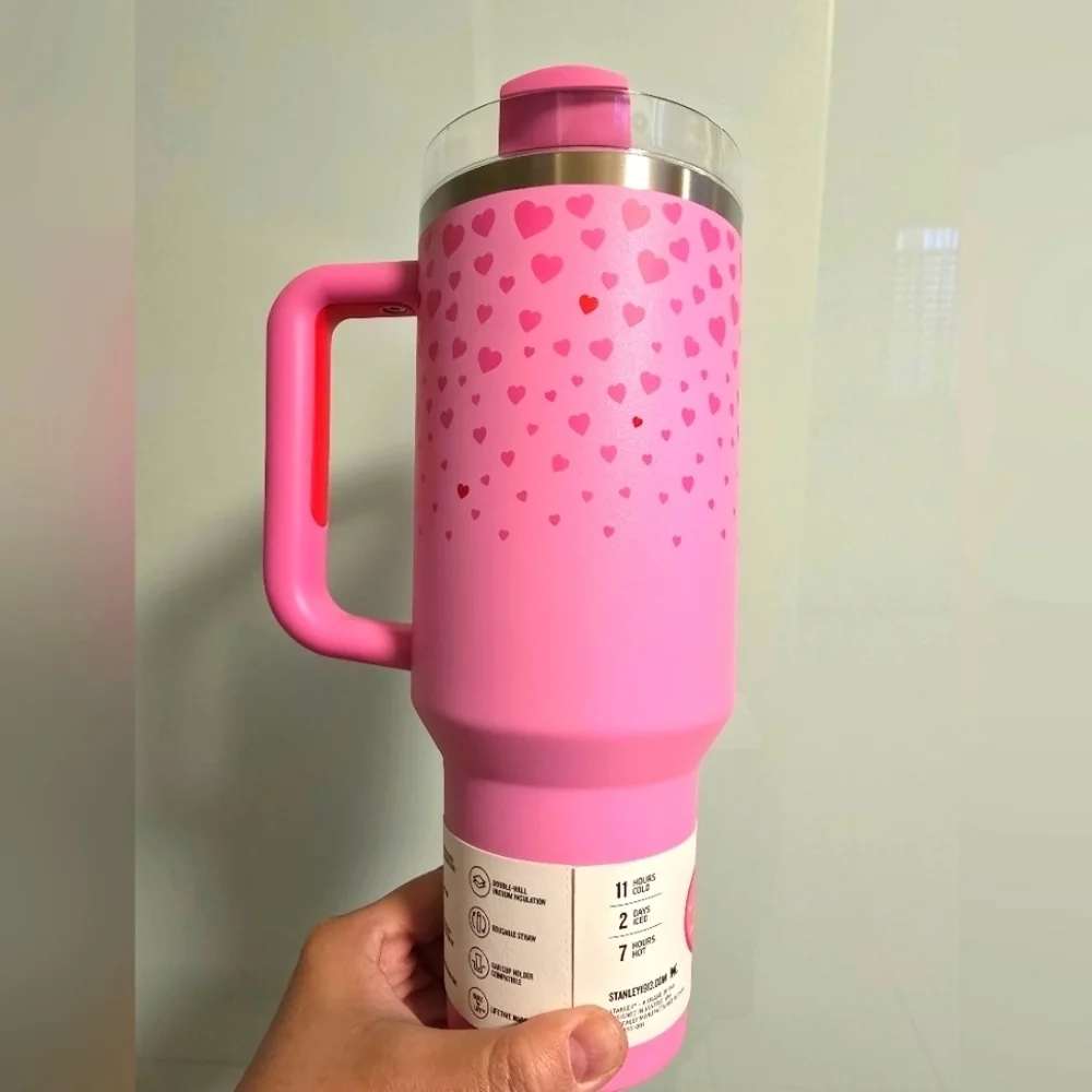 NWT Stanley 2025 Valentine's Day Limited Edition The Flowstate Quencher 40 oz - Picture 3 of 10